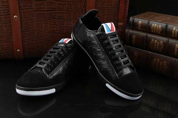 LV Fashion Casual Shoes Men--220